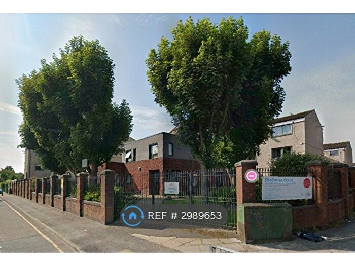 2 Bedroom Flat To Rent In Shallcross Court, Liverpool, L6