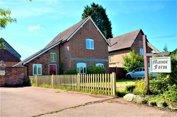 3 Bedroom Detached House To Rent In Highfield Wood, Crawley, West Sussex, RH11