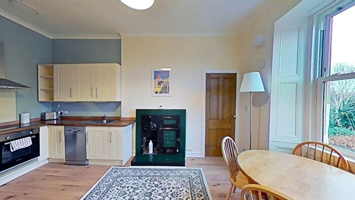 3 Bedroom Flat To Rent In East Mayfield, Edinburgh, Midlothian, EH9