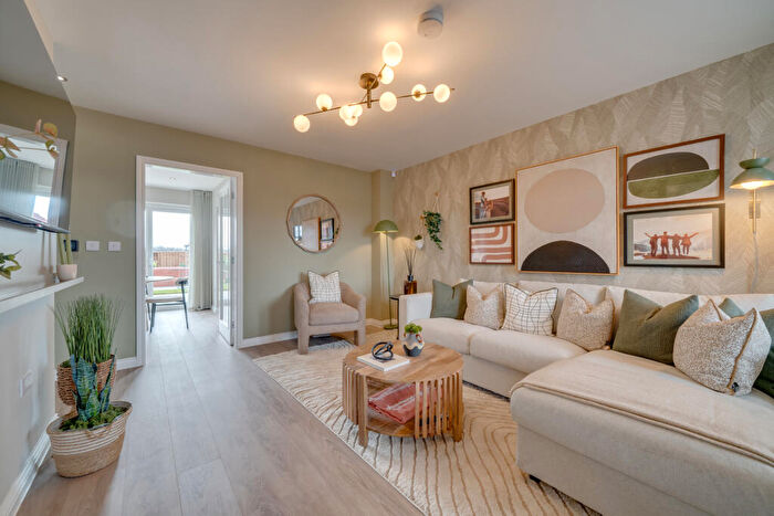 3 Bedroom Semi-Detached House For Sale In Bleachcroft Way, Barnsley, S70