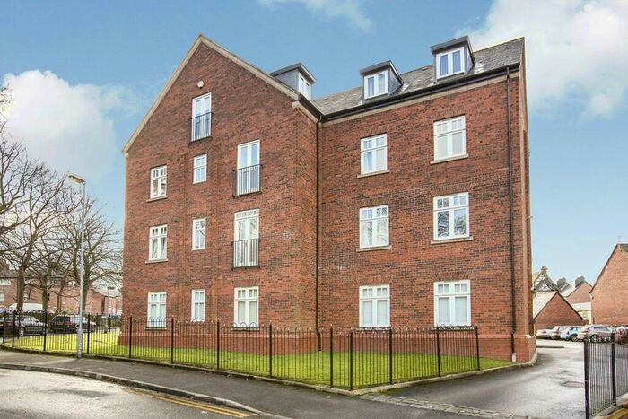 2 Bedroom Penthouse To Rent In Eastgate, Macclesfield, Cheshire, SK10