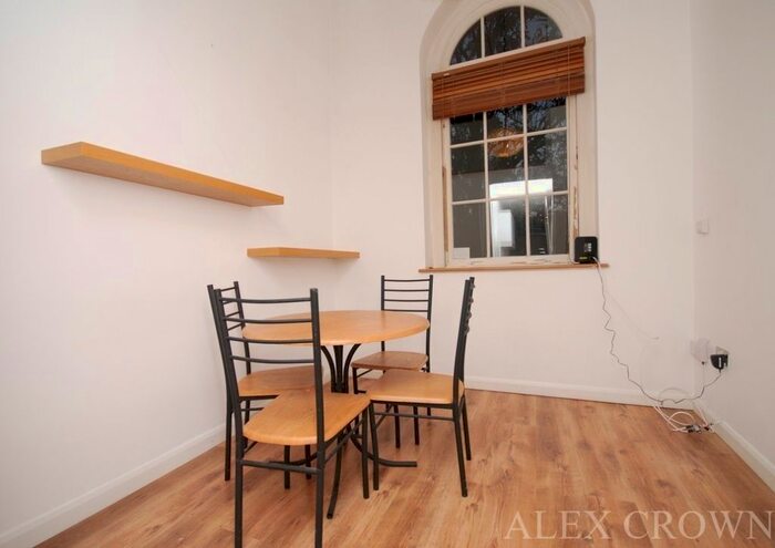 1 Bedroom Mews House To Rent In Island Centre Way, Enfield Island Village, Enfield Lock, EN3