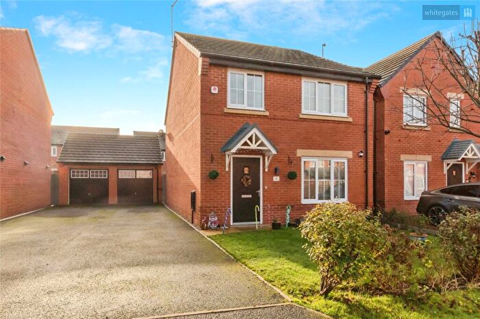 4 Bedroom Detached House For Sale In Little Meadow Place, Shavington, Crewe, Cheshire, CW2