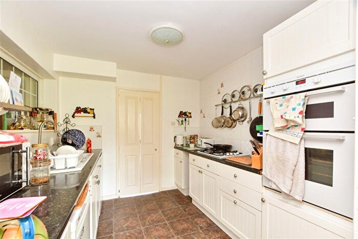 3 Bedroom Semi-Detached House For Sale In Felbridge Close, East Grinstead, West Sussex, RH19