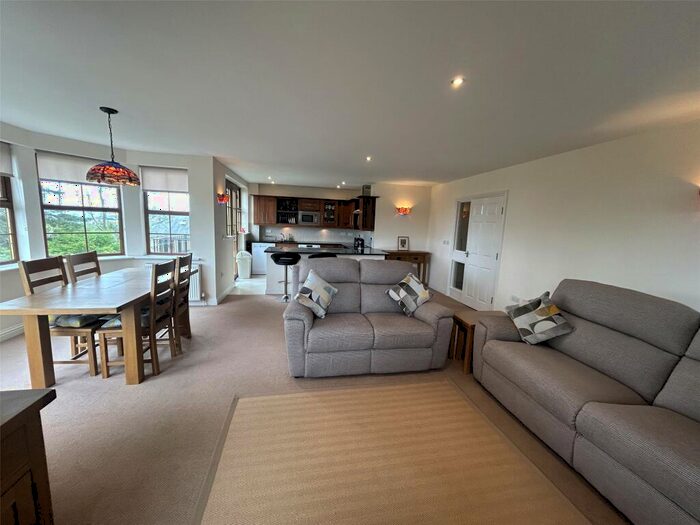 2 Bedroom Apartment To Rent In The Beeches, Launceston, Cornwall, PL15
