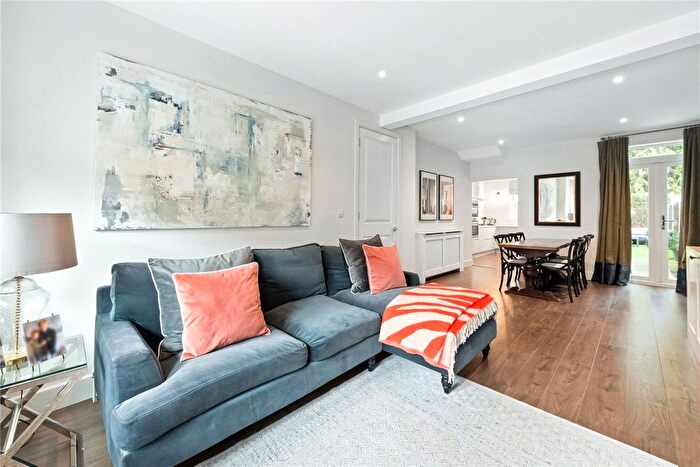5 Bedroom Terraced House For Sale In Brudenell Road, London, SW17