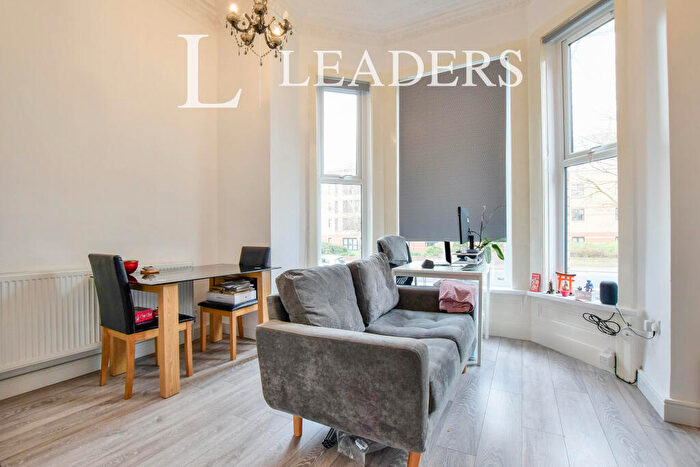 1 Bedroom Apartment To Rent In Palatine Road, Manchester, M20