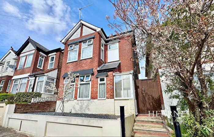3 Bedroom Detached House For Sale In Acland Road, Bournemouth, BH9