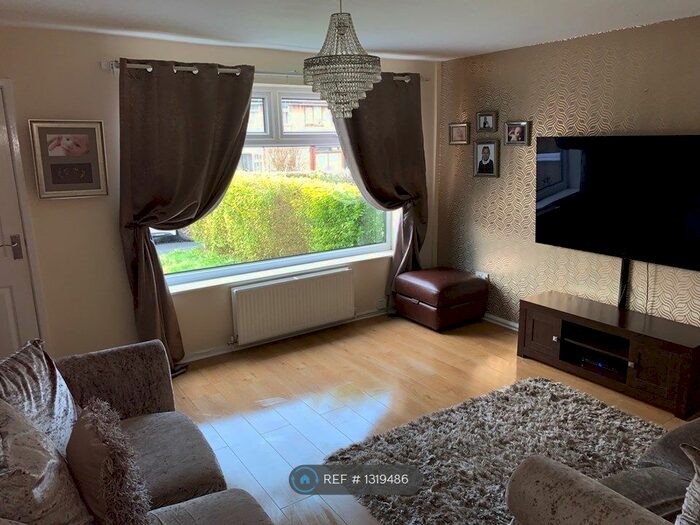 3 Bedroom Terraced House To Rent In Harwood Vale, Bolton BL2