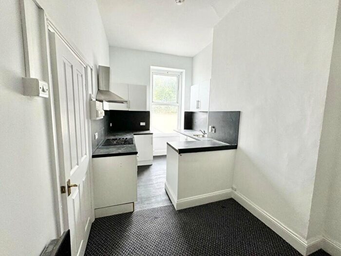 2 Bedroom Apartment To Rent In Greenbank Road, PL4