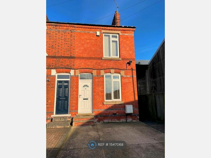 2 Bedroom Terraced House To Rent In Nursery Lane, Nottingham, NG6
