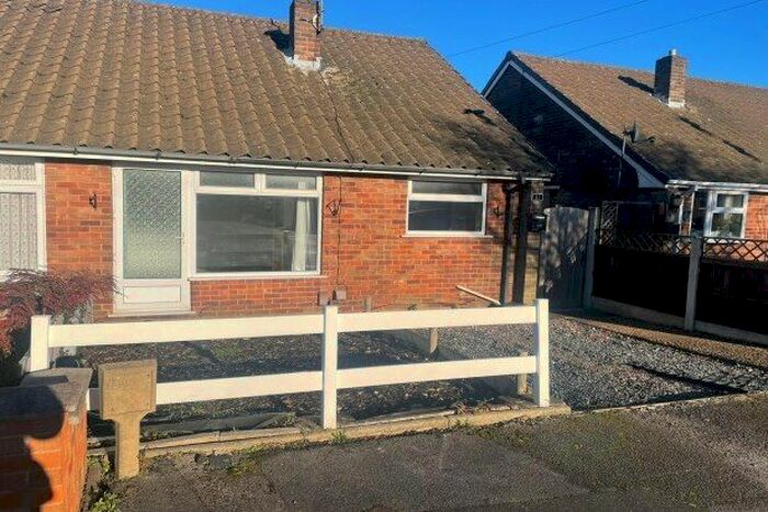 2 Bedroom Bungalow To Rent In Burton Close, Sutton-In-Ashfield, NG17