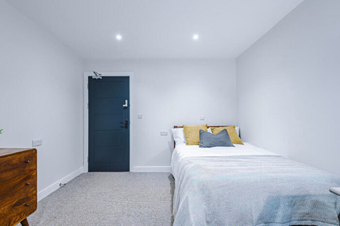 1 Bedroom Terraced House To Rent In Saturn Grove, Salford, M6