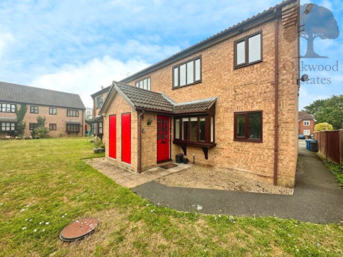 1 Bedroom House To Rent In Simpson Close, Maidenhead, SL6