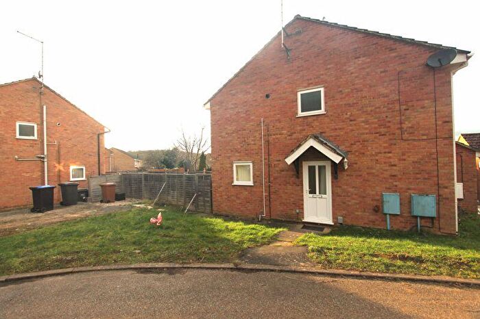 2 Bedroom Semi Detached House To Rent In Goldenash Court, Northampton, NN3