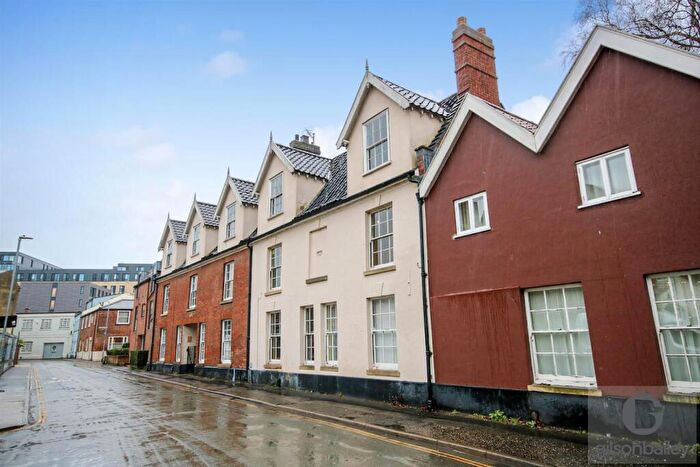 1 Bedroom Flat For Sale In Muspole Street, Norwich, NR3