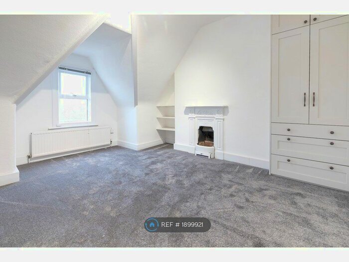 1 Bedroom Flat To Rent In Stile Hall Gardens, London, W4