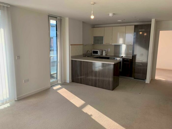 2 Bedroom Apartment To Rent In Block Spectrum, Manchester, M3