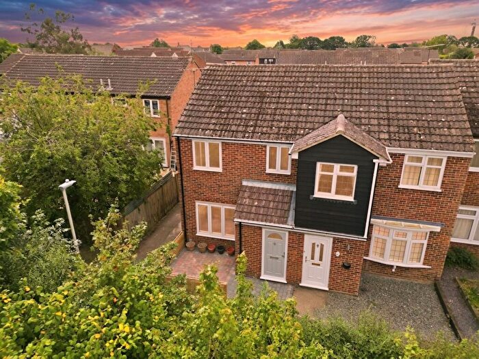 3 Bedroom Terraced House For Sale In Peggotty Close, Chelmsford, CM1