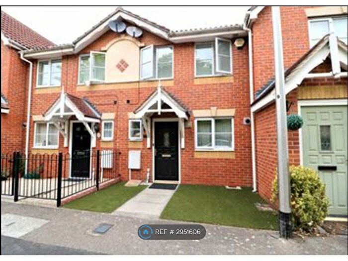 2 Bedroom Terraced House To Rent In Sewell Close, Grays, RM16