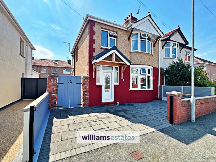 3 Bedroom Semi-Detached House For Sale In Clifton Avenue, Rhyl, LL18