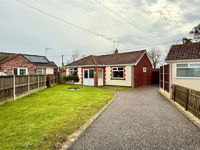 2 Bedroom Detached Bungalow For Sale In Nightingale Close, Scratby, Great Yarmouth, NR29