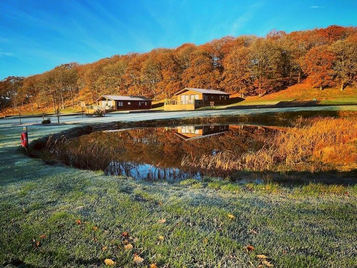 2 Bedroom Lodge For Sale In Glan-Y-Nant, Llanidloes, SY18