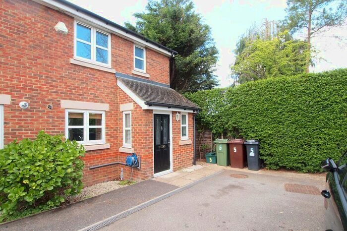 3 Bedroom Semi-Detached House To Rent In Millais Crescent, Ewell, Surrey, KT19