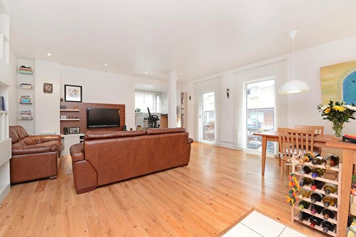 1 Bedroom Apartment To Rent In Meridian Court, East Lane, London, SE16