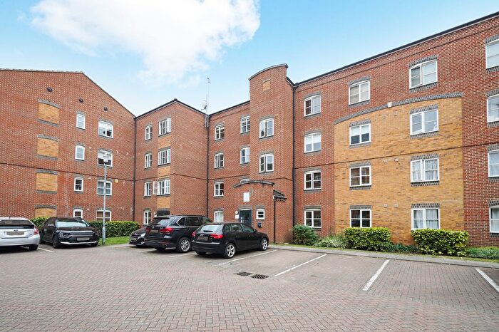 2 Bedroom Flat To Rent In Otter Close, London, E15