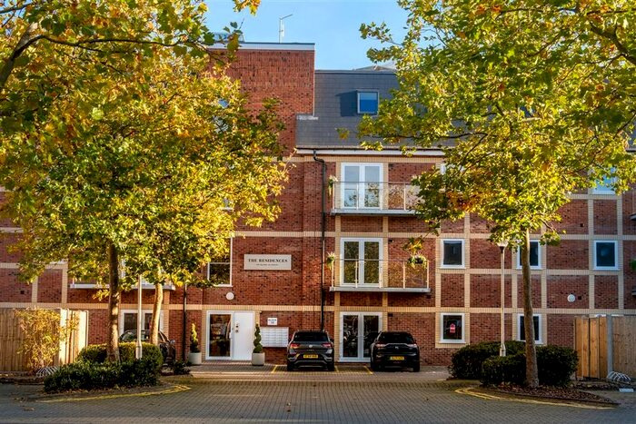 1 Bedroom Flat To Rent In Alton Mews, Aylesbury, HP19