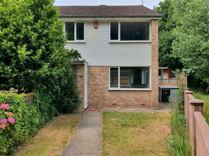 3 Bedroom End Of Terrace House To Rent In Stonehouse Drive, St. Leonards-On-Sea, TN38