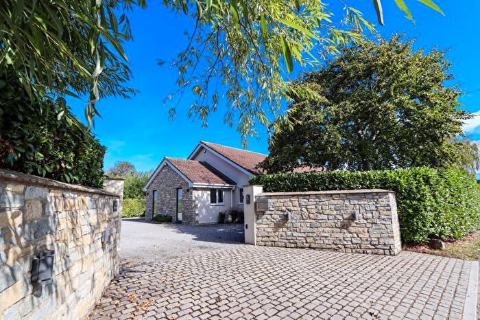 5 Bedroom Detached Bungalow For Sale In Lower Strode Road, Clevedon, BS21