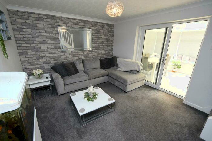 2 Bedroom Semi-Detached House To Rent In Thorney Bay Area, Canvey Island, SS8