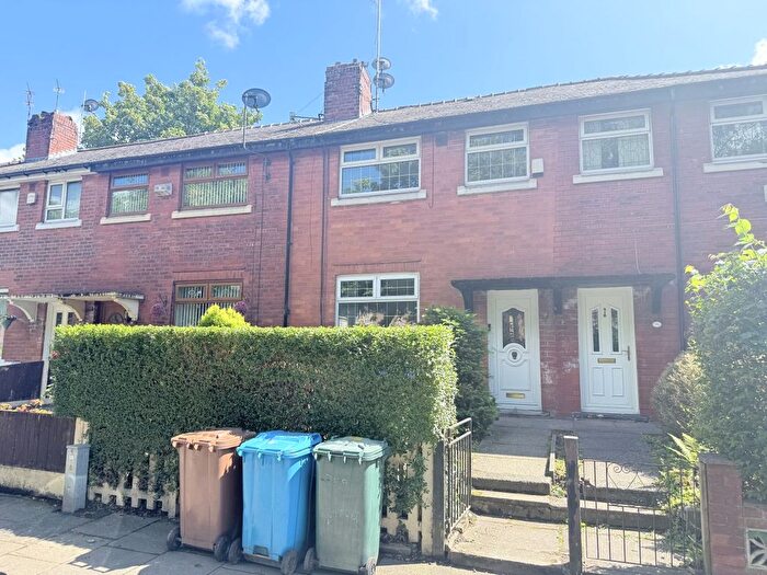 3 Bedroom Terraced House To Rent In Manchester Old Road, Middleton, M24