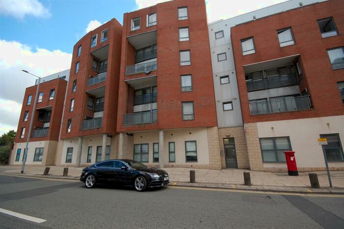 2 Bedroom Flat To Rent In Moss Street, Liverpool, L6