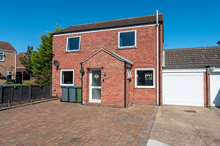 3 Bedroom Detached House For Sale In Hunters End, Trimley St. Mary, IP11