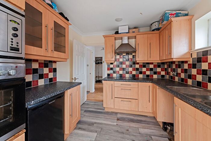 2 Bedroom Detached Bungalow For Sale In Dutton Avenue, Skegness, PE25