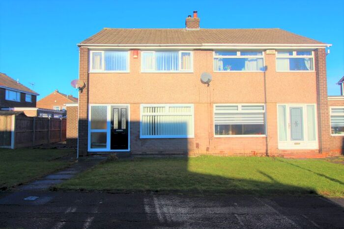 3 Bedroom Semi-Detached House To Rent In Aislaby Grove, Billingham TS23