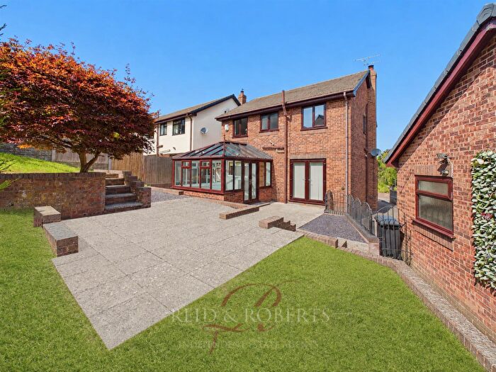 4 Bedroom Detached House For Sale In Coed Y Fron, Holywell, CH8