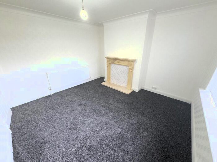 3 Bedroom House To Rent In Gipton Wood Road, LS8