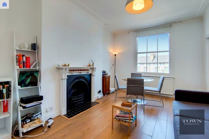 2 Bedroom Apartment To Rent In Junction Road, London, N19