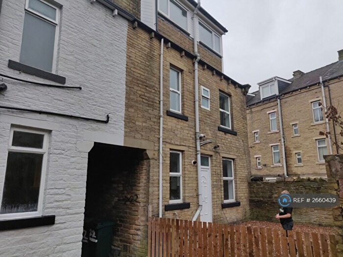 5 Bedroom Terraced House To Rent In Mumford Street, Bradford, BD5