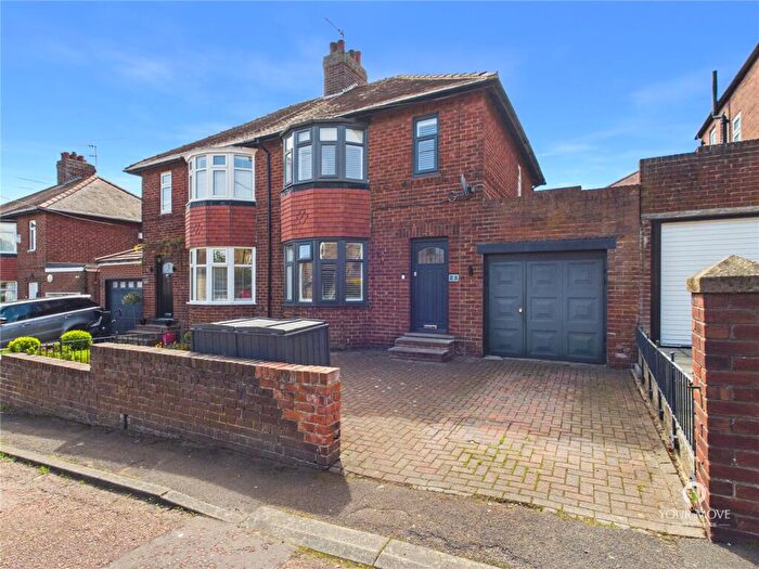 3 Bedroom Semi-Detached House For Sale In St. Agnes Gardens West, Crawcrook Ryton, Tyne And Wear, NE40