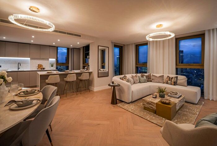 2 Bedroom Flat For Sale In One Thames Quay, Marsh Wall, E14