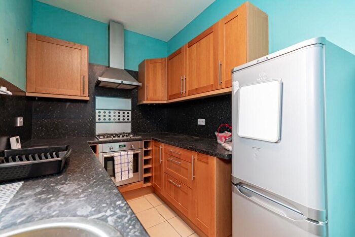 1 Bedroom Flat To Rent In Victoria Road, Torry, Aberdeen, AB11