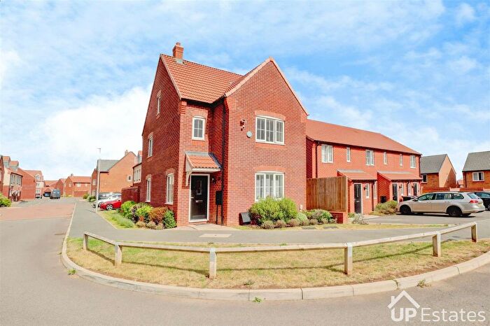 4 Bedroom Detached House For Sale In Julius Way, Eaton Place, Nuneaton, CV11