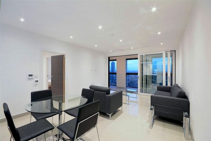 2 Bedroom Flat To Rent In Blackfriars Road, Southwark, London, SE1