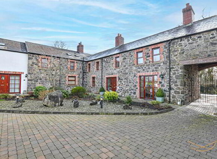 3 Bedroom TownHouse For Sale In Dixons Corner, Ballyclare, BT39