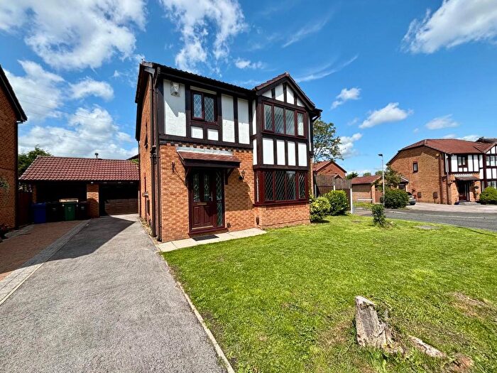 3 Bedroom Detached House To Rent In Launceston Road, Radcliffe, Manchester, M26
